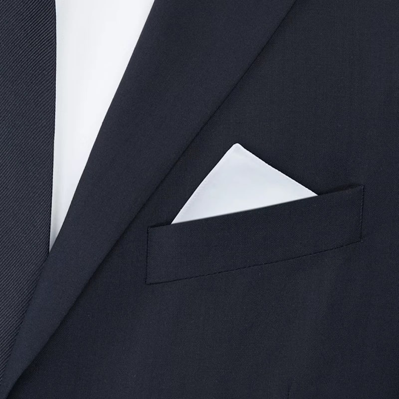 Pocket square with one point
