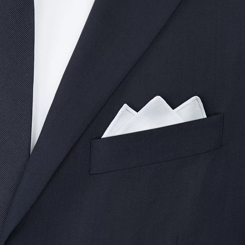Pocket square with three points