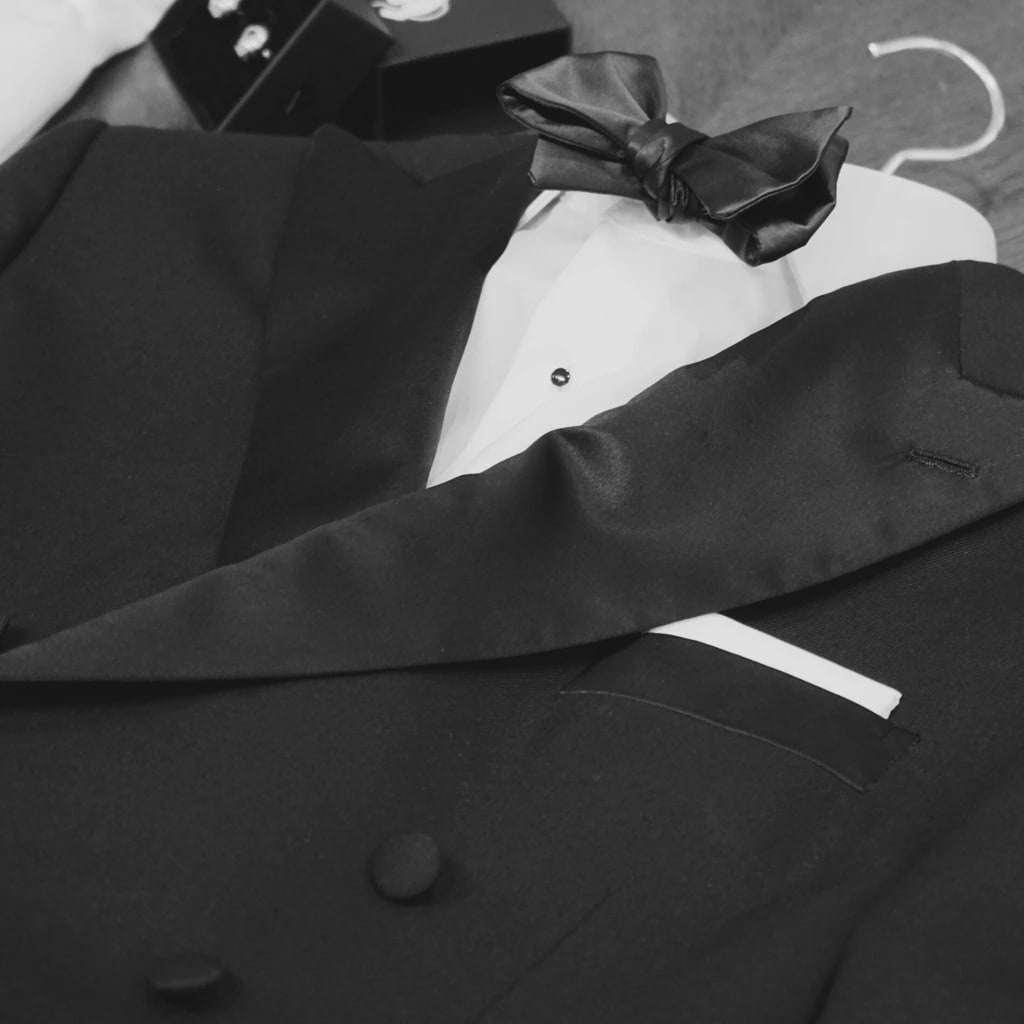 Dark Brown Matte Silk Tie – detail