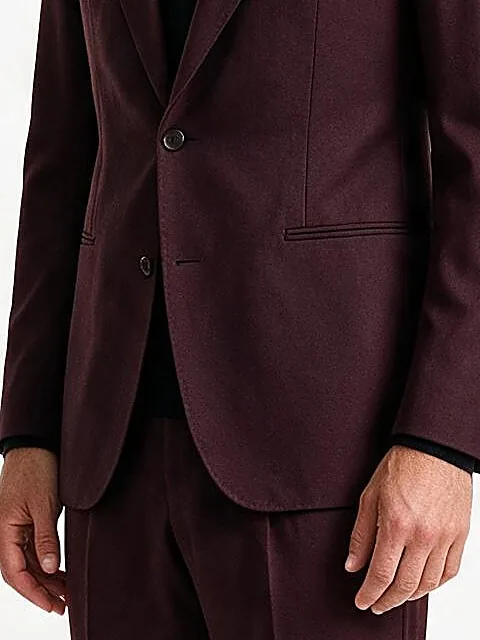 Bordeaux 2-Piece Super 120s Wool Suit, pocket detail
