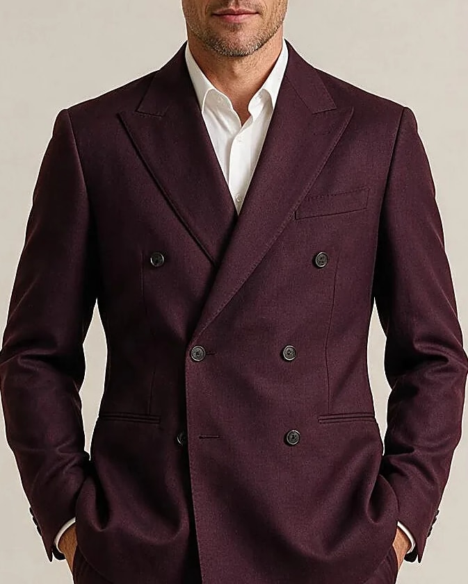 Bordeaux Double-Breasted Super 120s Wool Suit, collar detail