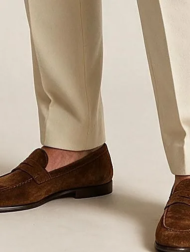 Light Beige Double-Breasted Super 110s Wool Suit, hem detail