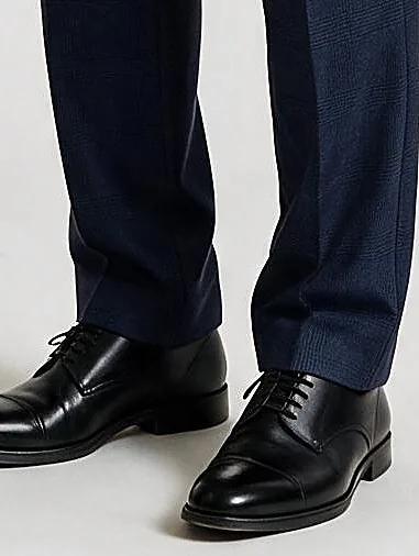 Dark Navy Glencheck Double-Breasted Suit in Super 130s, hem detail