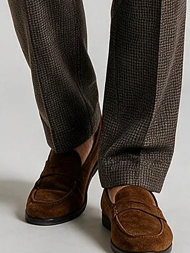 Brown Houndstooth Double-Breasted Suit, hem detail