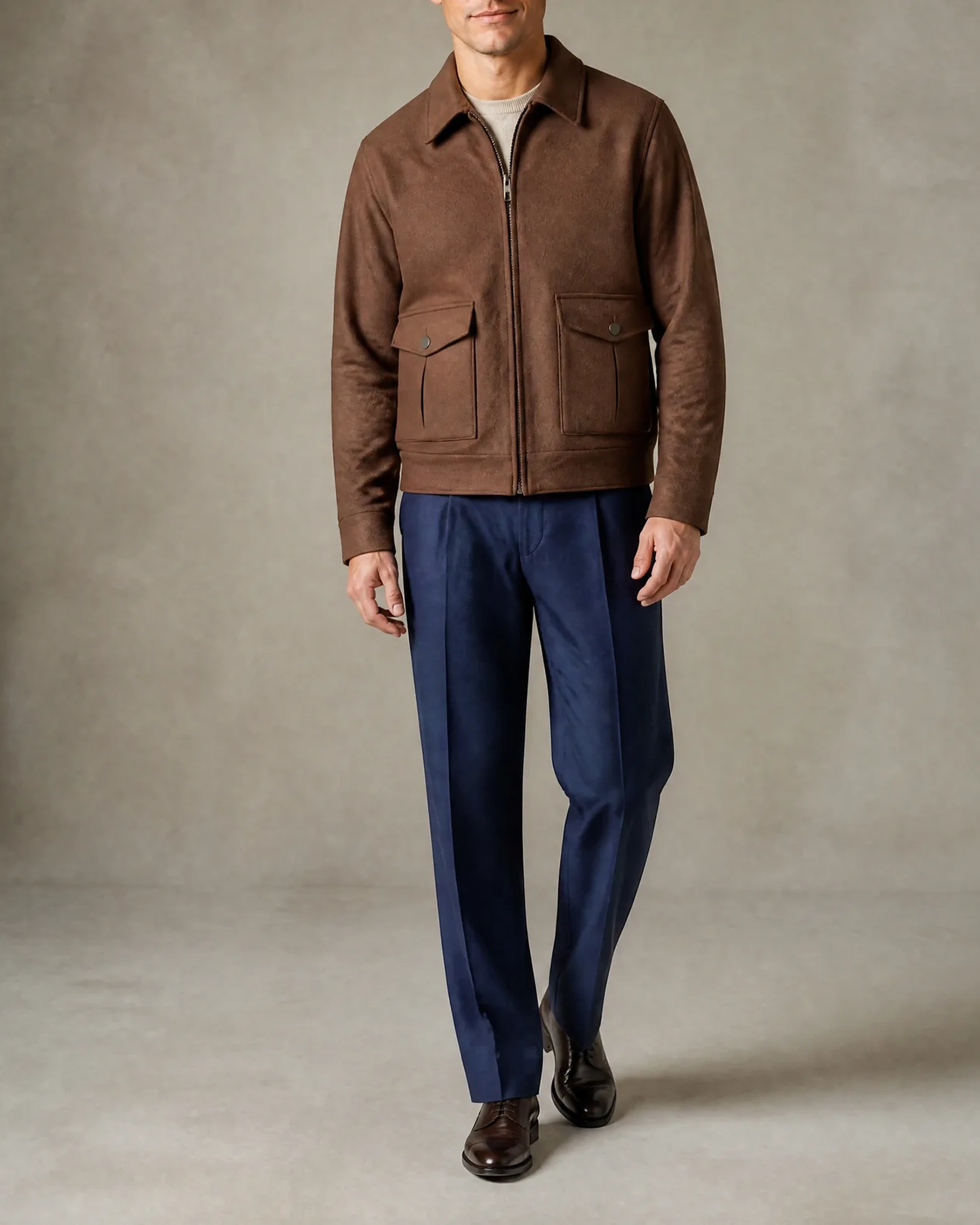 Camel Flight jacket, på model