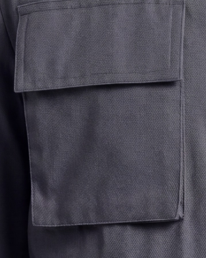 Stålgrå Field jacket med ståkrave, nærbillede af materialet