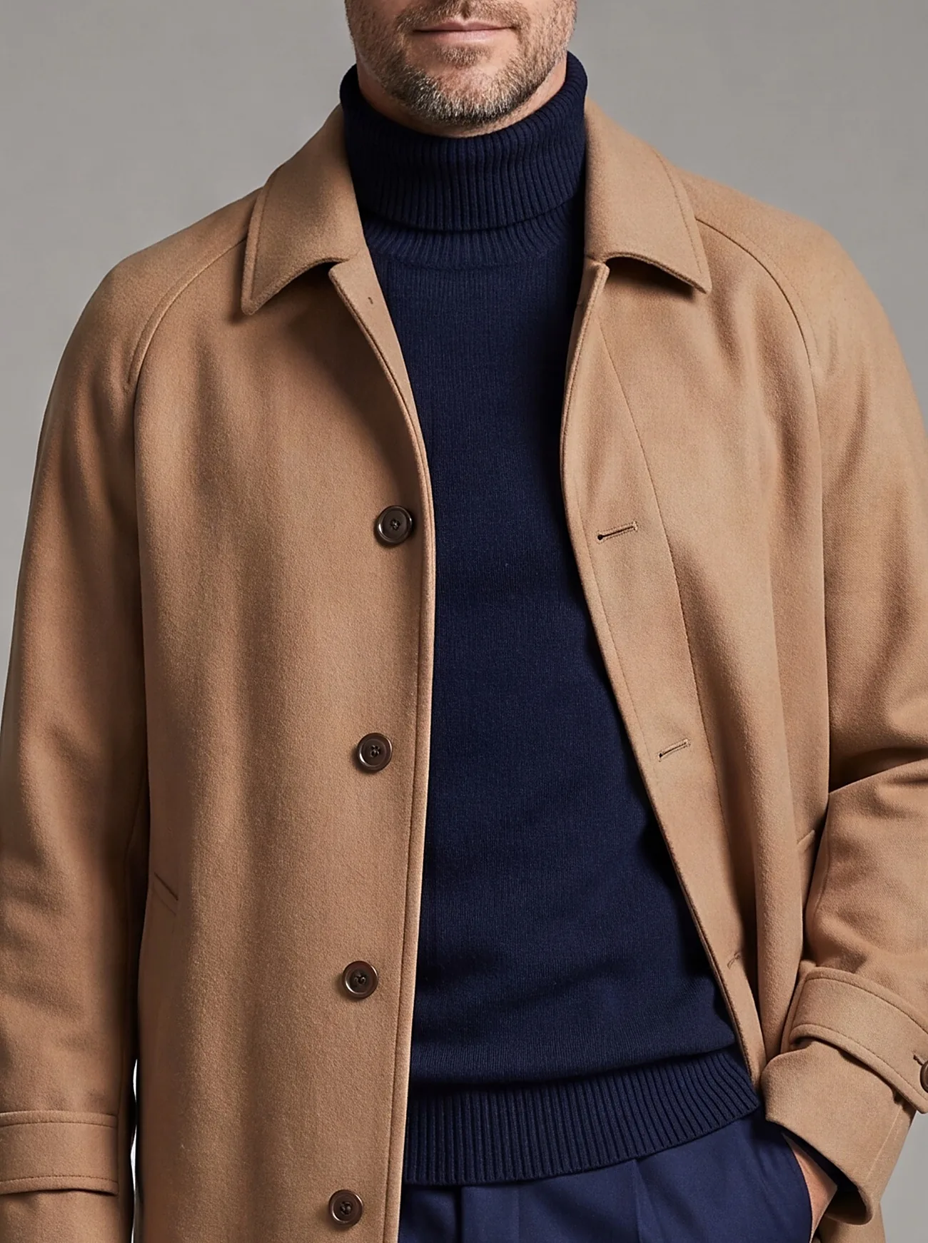 Camel Long Coat in Wool and Cashmere, collar detail