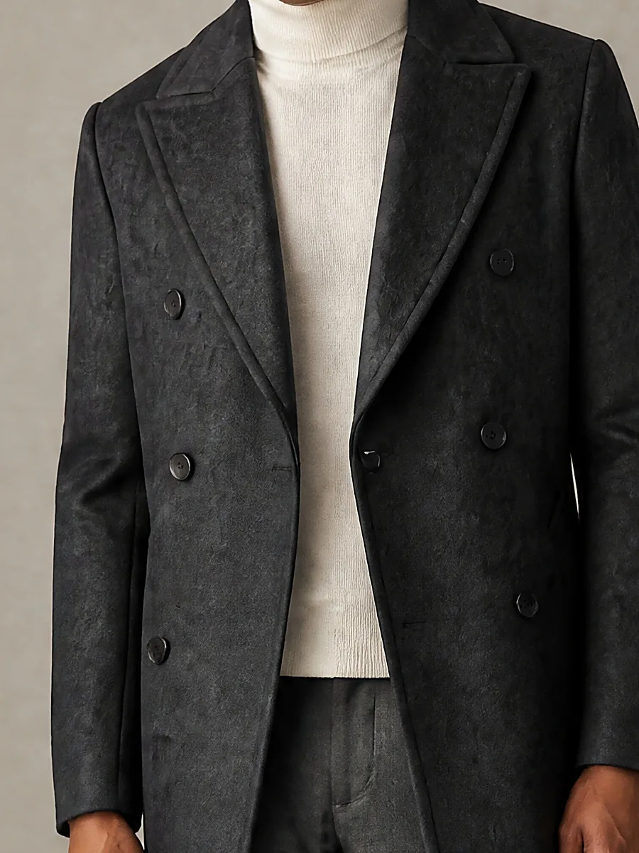 Double-Breasted Charcoal Merino wool Coat, collar detail