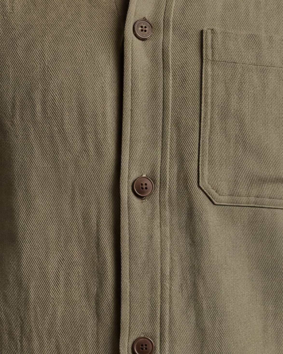 Olivengrøn bomuld shirt jacket, set forfra