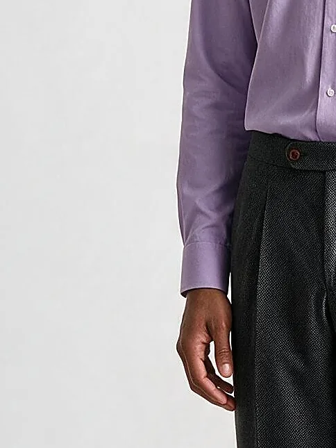 Light Lilac Shirt in Heavy Cotton, cuff detail
