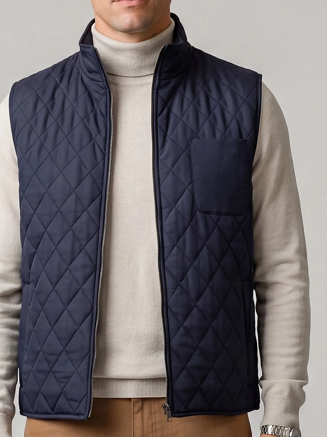 Navy Quilted Gilet, collar detail