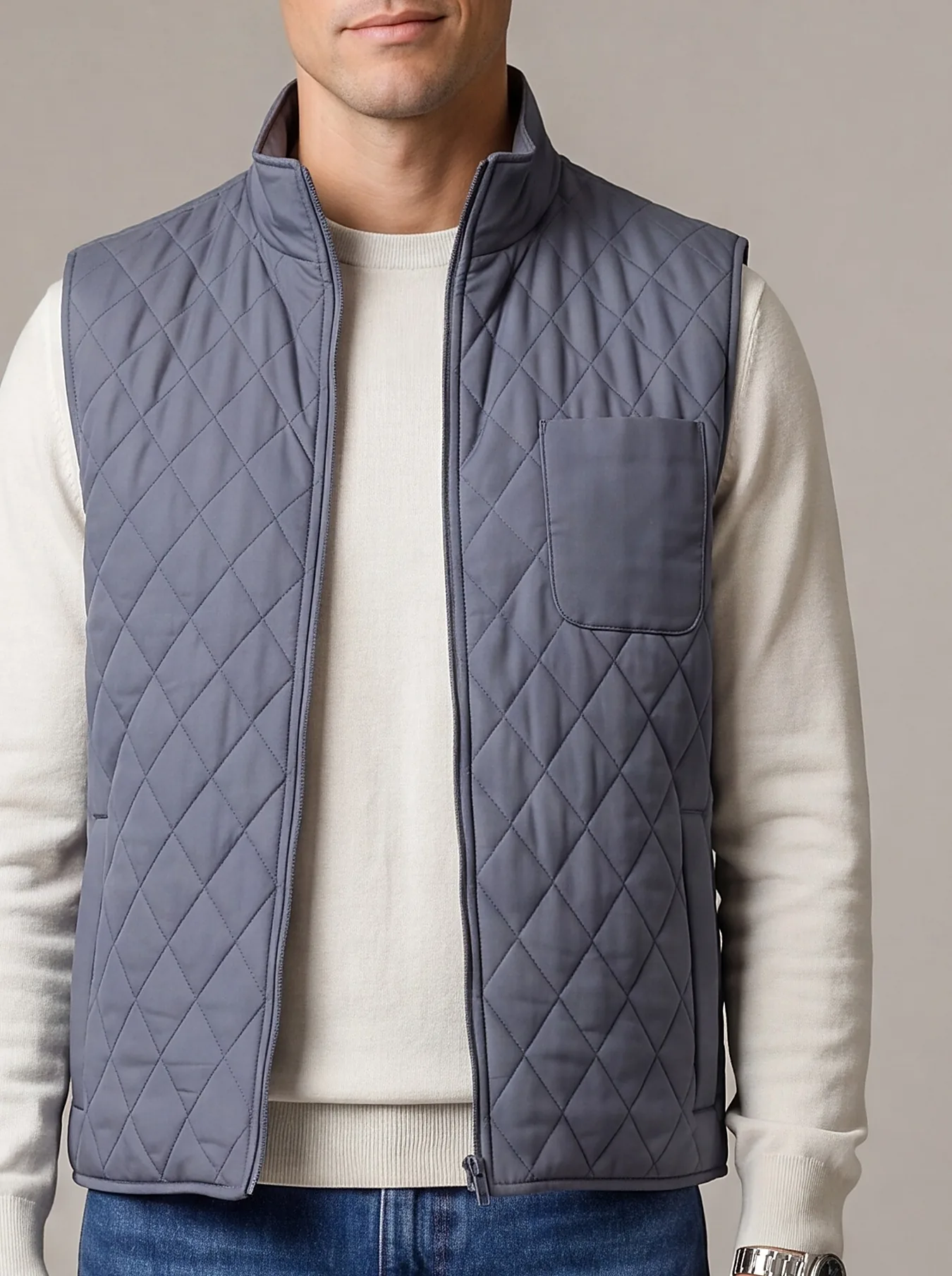 Blågrå quiltet gilet, detalje af kraven