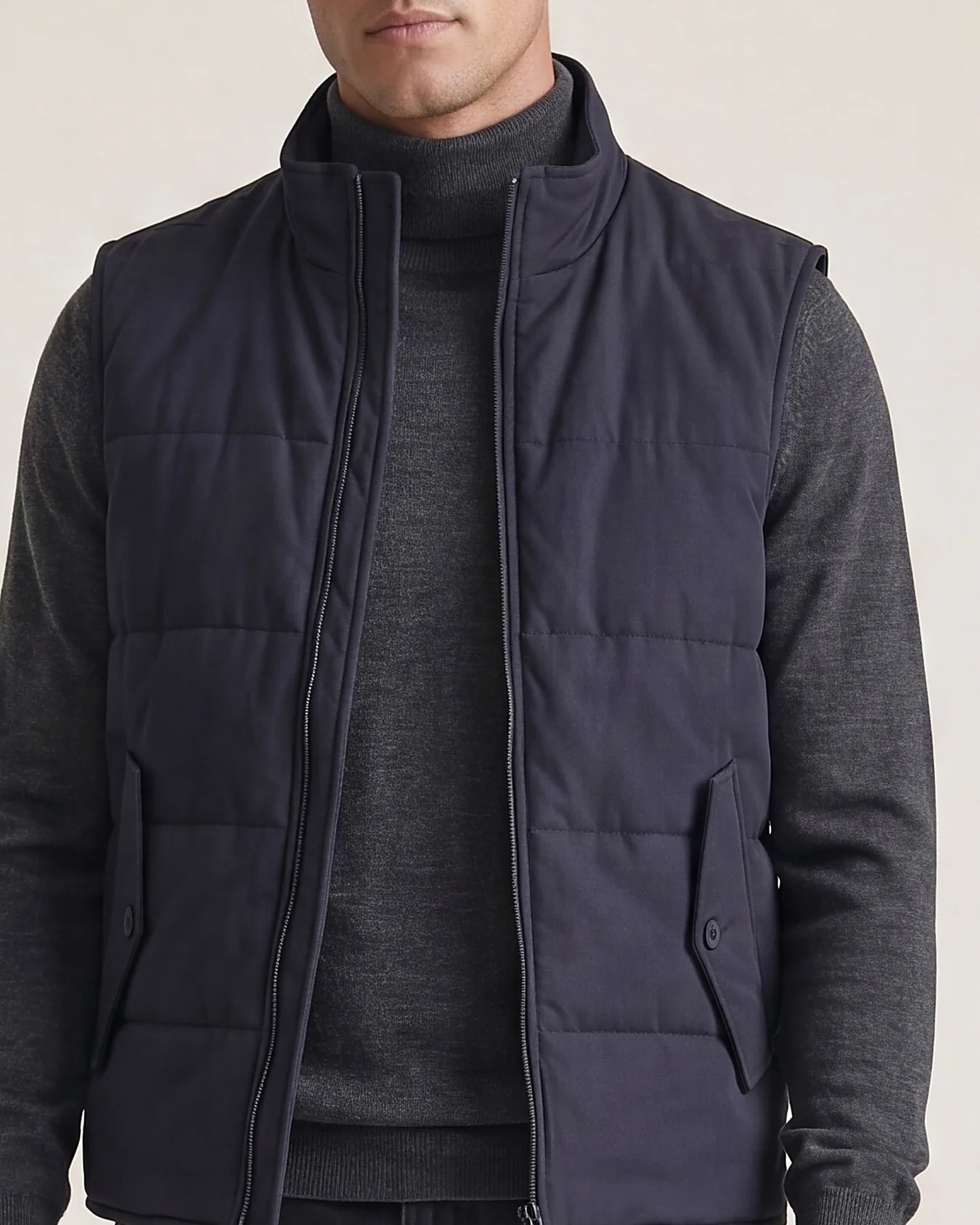 Mørk marineblå panelled gilet, detalje af kraven