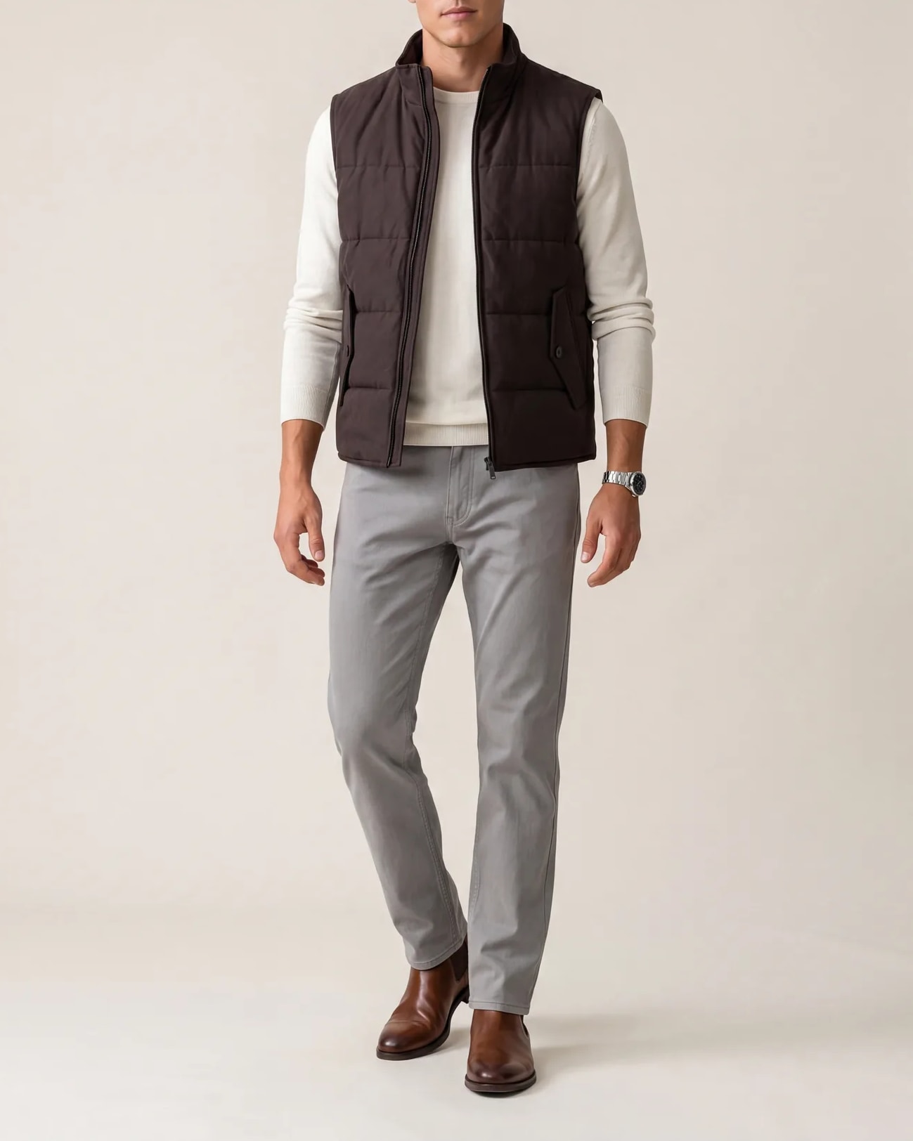 Sortbrun panelled gilet, på model