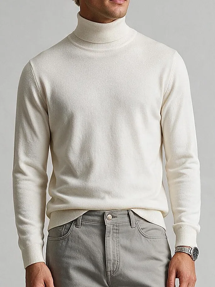 Off-White Merino Wool Turtle-Neck, neckline detail