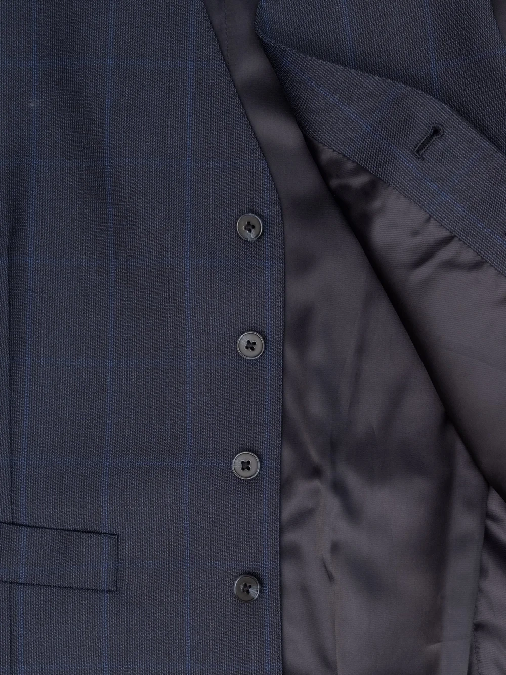 Made-to-measure single pieces: waistcoat, shirt and trousers