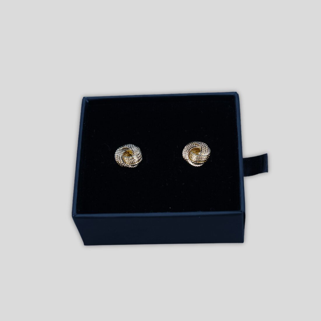 Flettede gyldne manchetknapper 4x4