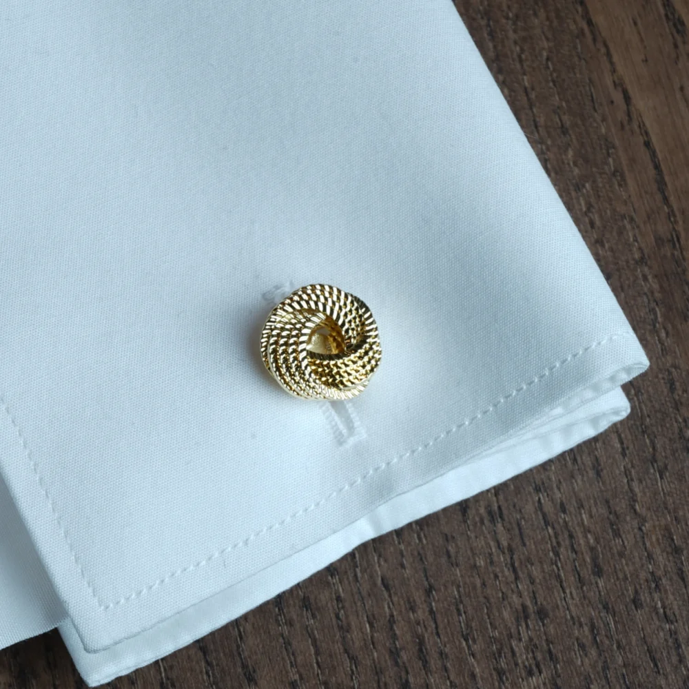 Flettede gyldne manchetknapper 4x4