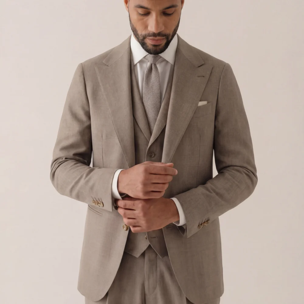 Beige three-piece jakkesæt