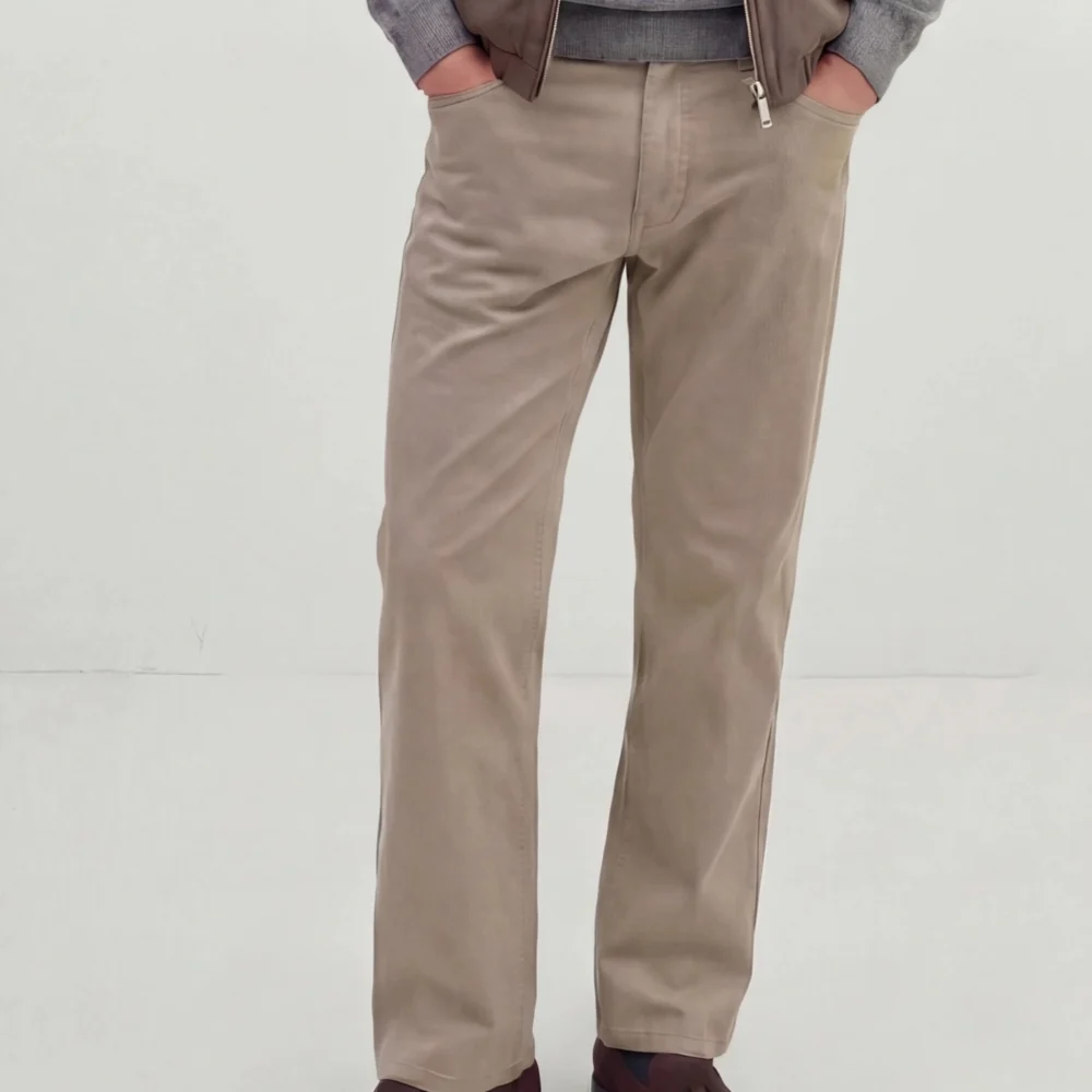 Midtbeige skræddersyede bomulds-chinos