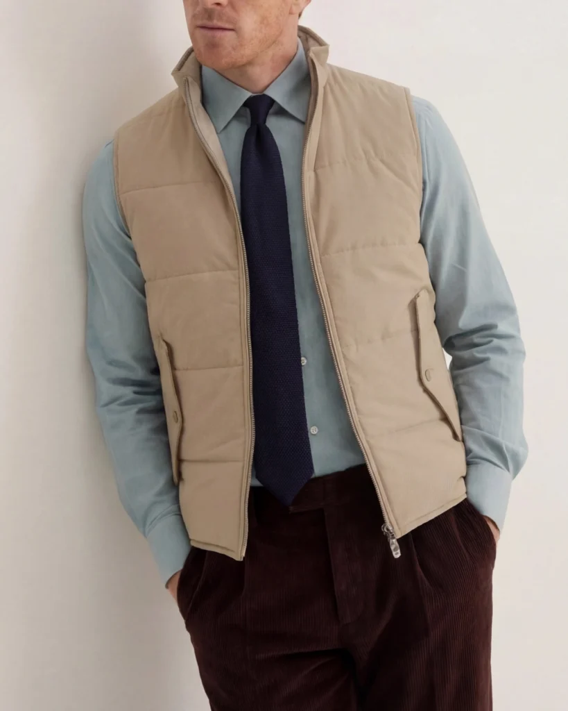 Gilet med paneler i beige