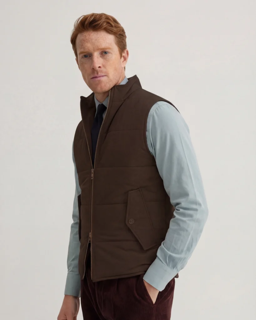 Brun gilet med paneler