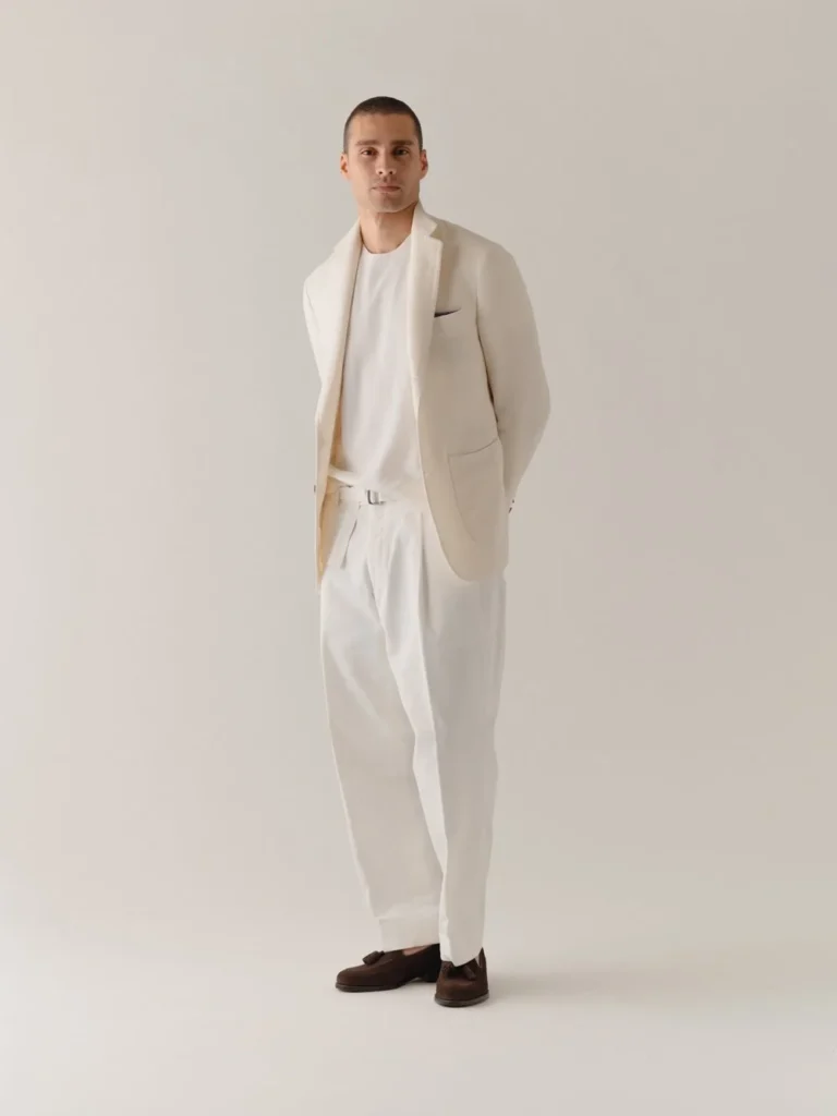 Smart casual outfit in neutral tones.