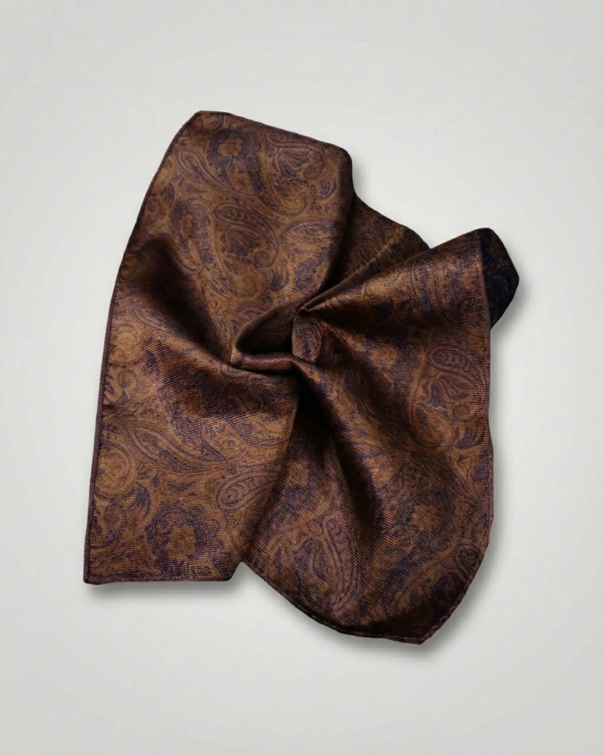 Lommeklud i brun paisley-silke Brown Paisley Silk Pocket Square